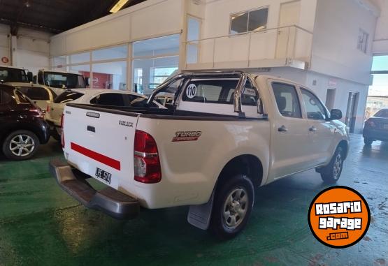 Camionetas - Toyota Hilux 4x2 DX 2012 Diesel 245000Km - En Venta