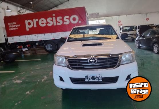 Camionetas - Toyota Hilux 4x2 DX 2012 Diesel 245000Km - En Venta