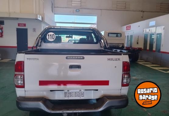 Camionetas - Toyota Hilux 4x2 DX 2012 Diesel 245000Km - En Venta