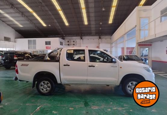 Camionetas - Toyota Hilux 4x2 DX 2012 Diesel 245000Km - En Venta