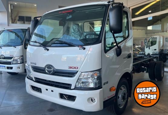 Camiones y Gras - HiNO - EL CAMION DEL GRUPO TOYOTA - En Venta