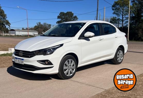 Autos - Fiat Cronos Drive Conectividad 2023 Nafta 7700Km - En Venta