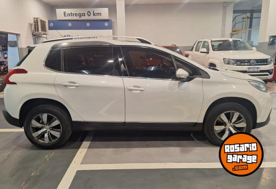 Autos - Peugeot 2008 FELINE MT 2017 Nafta 93000Km - En Venta