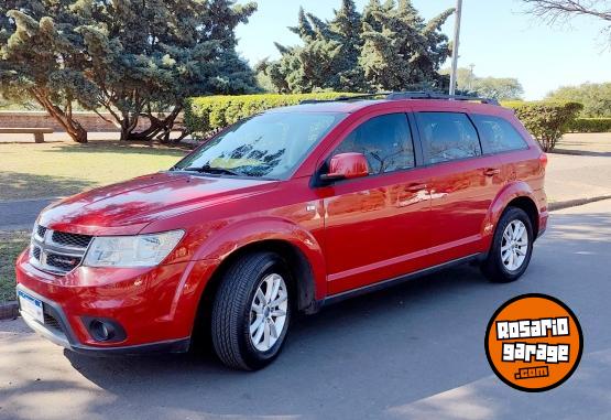 Camionetas - Dodge Journey SXT 2.4 2013 Nafta 121000Km - En Venta