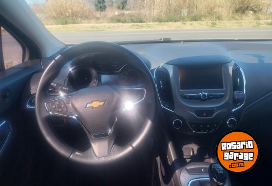 Autos - Chevrolet Cruze LT 2019 Nafta 75000Km - En Venta