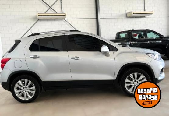 Autos - Chevrolet TRACKER AWD PREMIER+ 1.8 2018 GNC 43000Km - En Venta