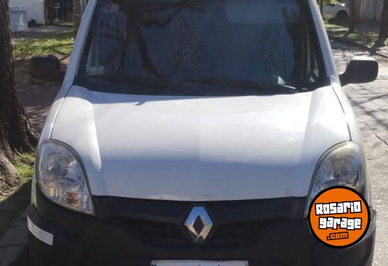 Utilitarios - Renault Kangoo 2016 GNC 220000Km - En Venta