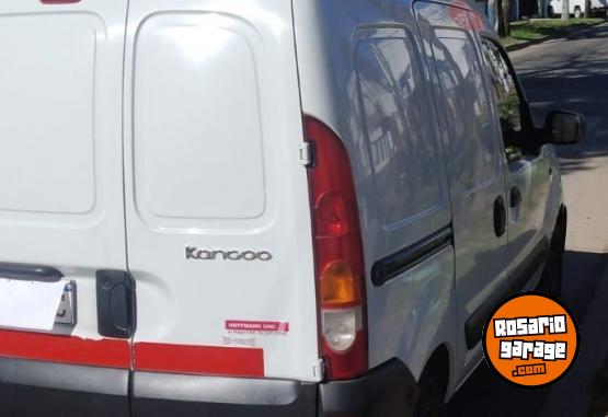 Utilitarios - Renault Kangoo 2016 GNC 220000Km - En Venta