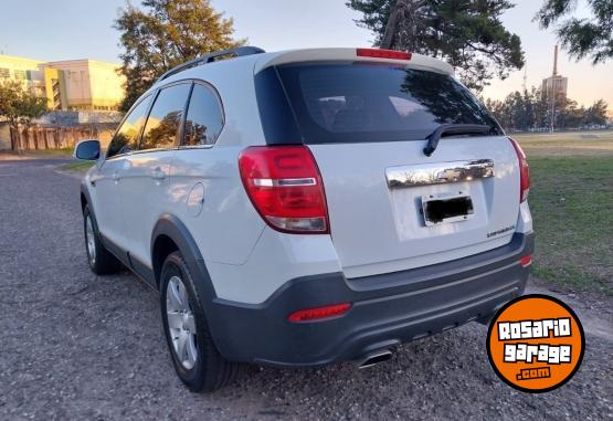 Camionetas - Chevrolet Captiva LT 2015 Nafta 205000Km - En Venta