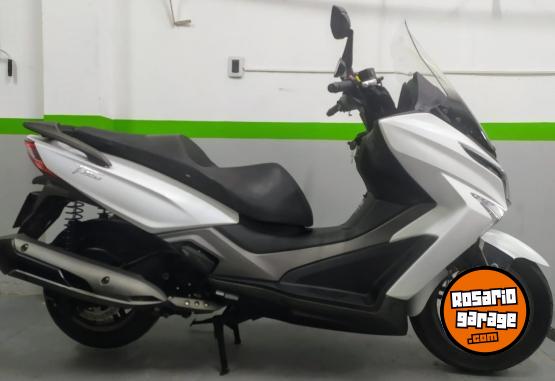 Motos - Kymco X-TOWN 250I 2022 Nafta 12250Km - En Venta