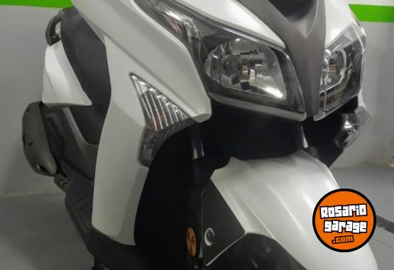 Motos - Kymco X-TOWN 250I 2022 Nafta 12250Km - En Venta