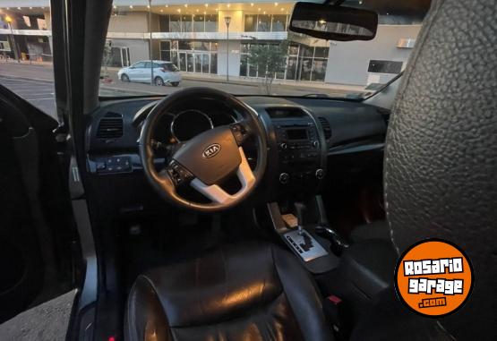 Camionetas - Kia Sorento 2011 Nafta 265000Km - En Venta