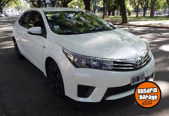 Autos - Toyota Corolla AT 2015 Nafta 168000Km - En Venta