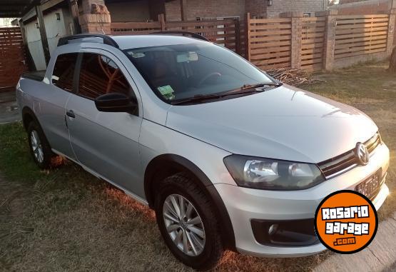 Camionetas - Volkswagen Saveiro doble cabina 2015 Nafta 130000Km - En Venta