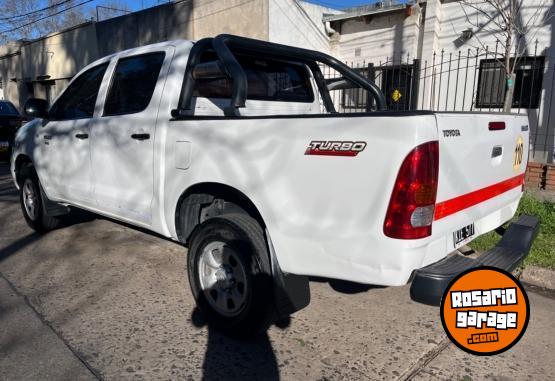 Camionetas - Toyota Hilux 2011 Diesel 228000Km - En Venta