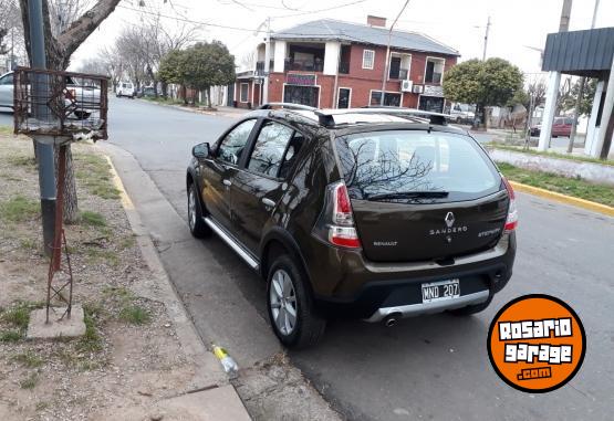 Autos - Renault sandero stepway prevllege 2013 Nafta 81000Km - En Venta