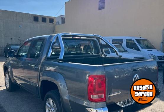 Camionetas - Volkswagen Amarok 2.0 td 4x2 180cv 2013 Diesel 182000Km - En Venta