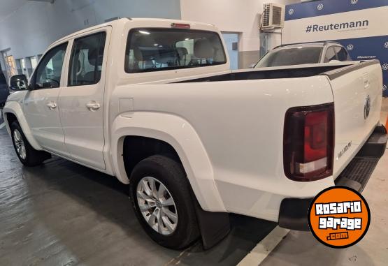 Camionetas - Volkswagen AMAROK COMFORTLINE 4X2 AT 2022 Diesel 98000Km - En Venta