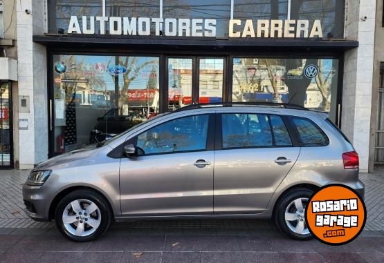 Autos - Volkswagen SURAN 2017 Nafta 65000Km - En Venta