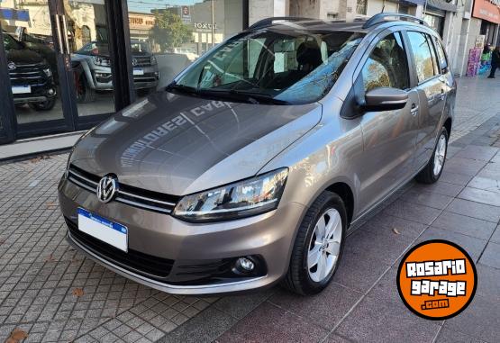 Autos - Volkswagen SURAN 2017 Nafta 65000Km - En Venta