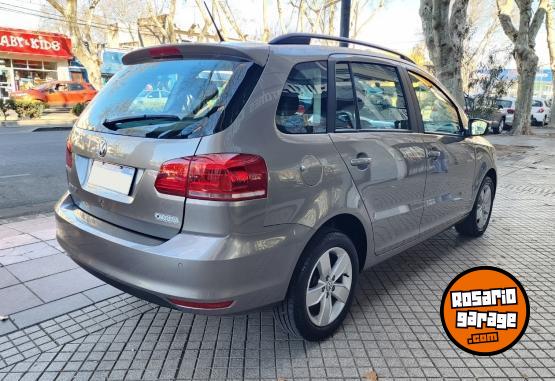 Autos - Volkswagen SURAN 2017 Nafta 65000Km - En Venta