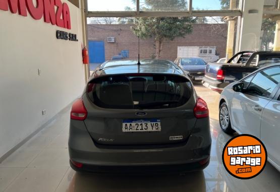 Autos - Ford Focus 2016 Nafta 98700Km - En Venta