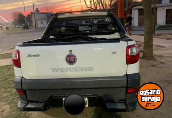 Camionetas - Fiat Strada working 2015 Nafta 150000Km - En Venta