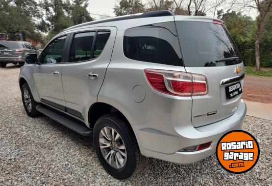 Camionetas - Chevrolet TRAILBLAZER LTZ 4X4 AT 7A 2017 Diesel 120000Km - En Venta