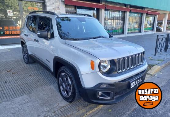 Camionetas - Jeep RENEGADE SPORT PLUS 2017 Nafta 95000Km - En Venta