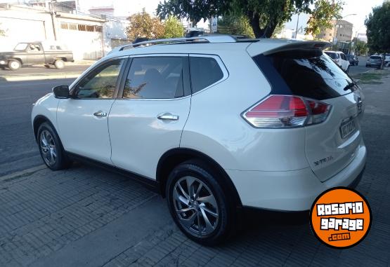 Camionetas - Nissan X TRAIL 2.5 EXCLUSIVE 2018 Nafta 60000Km - En Venta