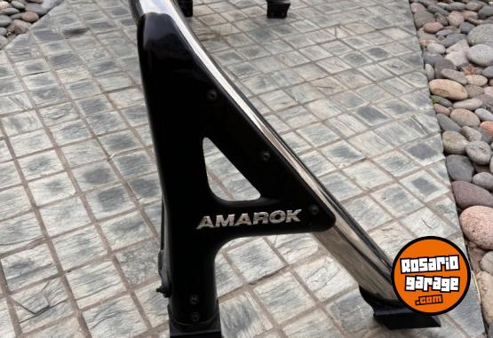 Accesorios para Autos - Jaula Antivuelco Acero Inoxidable Amarok ao 2022. - En Venta