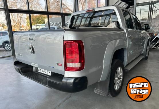 Camionetas - Volkswagen AMAROK COMFORT 4X2 180 HP 2017 Diesel 76972Km - En Venta