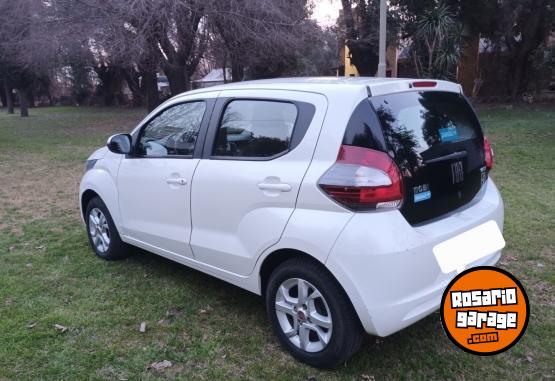 Autos - Fiat Mobi 1.0 Easy Pack Top 2017 Nafta 75000Km - En Venta