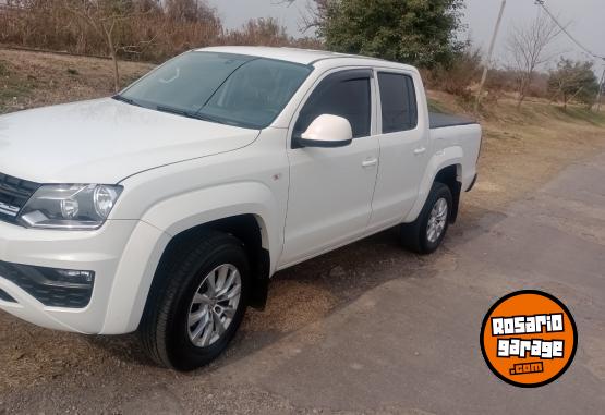 Camionetas - Volkswagen Amarok confort 2020 Diesel 80000Km - En Venta