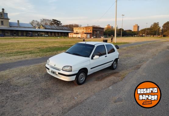 Autos - Renault Clio 1.6 gnc 1999 GNC 240000Km - En Venta