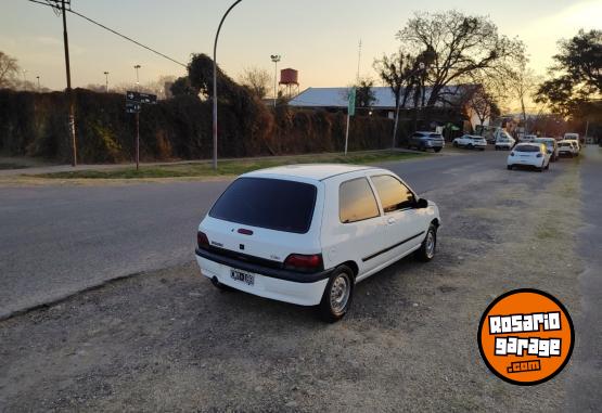 Autos - Renault Clio 1.6 gnc 1999 GNC 240000Km - En Venta