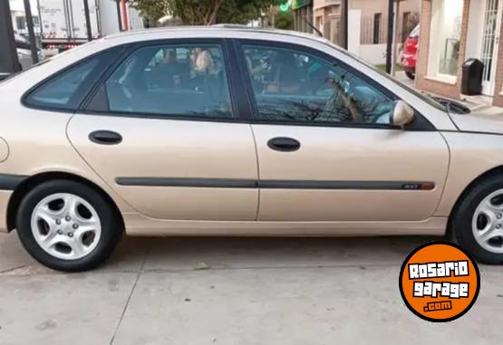 Autos - Renault Laguna 1999 Nafta 80000Km - En Venta