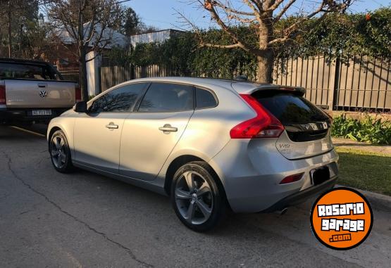 Autos - Volvo V40 2017 Nafta 80000Km - En Venta