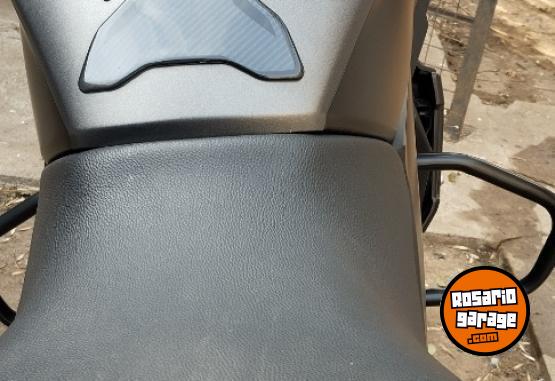 Motos - Bajaj Dominar 400 UG 2022 Nafta 8000Km - En Venta