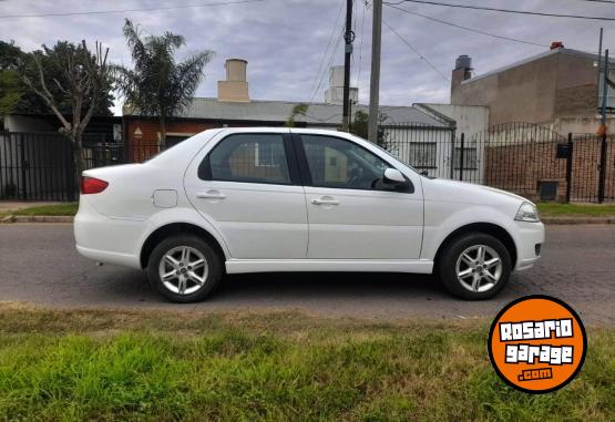 Autos - Fiat Siena 1 .4 2017 Nafta 57000Km - En Venta