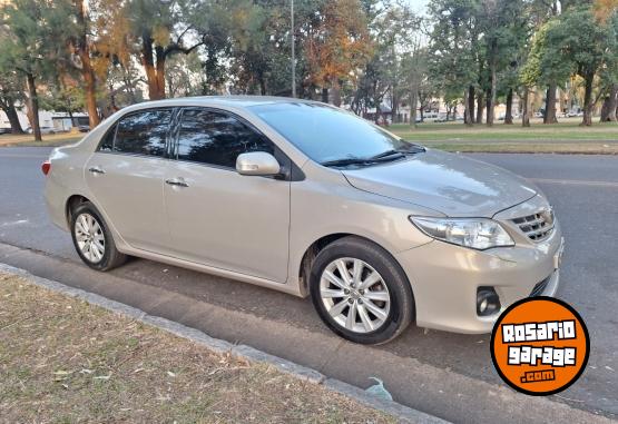 Autos - Toyota Corolla seg 2013 Nafta 97300Km - En Venta