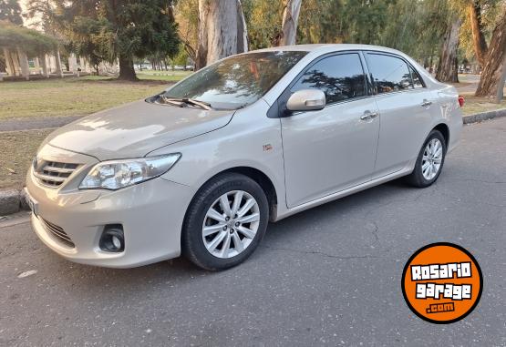 Autos - Toyota Corolla seg 2013 Nafta 97300Km - En Venta