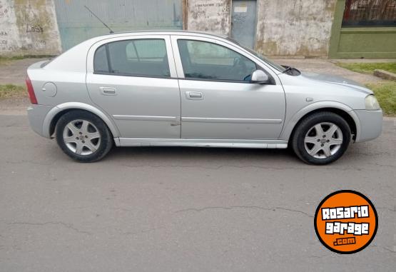 Autos - Chevrolet Astra 2005 GNC 350000Km - En Venta