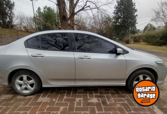 Autos - Honda City 2010 Nafta 161000Km - En Venta