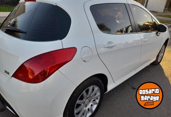 Autos - Peugeot 308 active 2015 Nafta 130000Km - En Venta