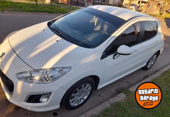 Autos - Peugeot 308 active 2015 Nafta 130000Km - En Venta