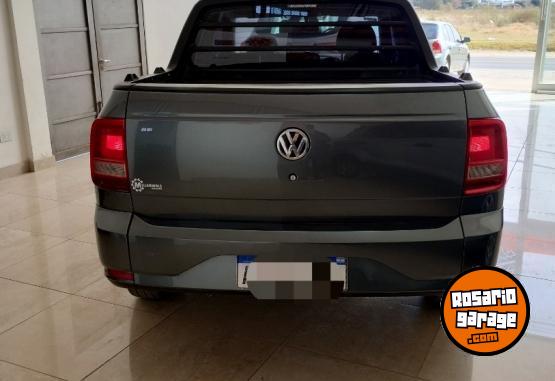 Camionetas - Volkswagen SAVEIRO D/C HIGHLINE 2017 Nafta 160000Km - En Venta