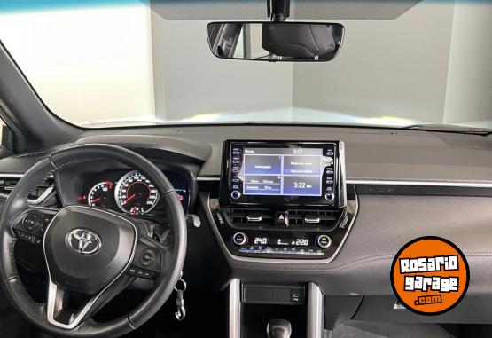 Autos - Toyota Corolla Cross 2021 Nafta 71000Km - En Venta