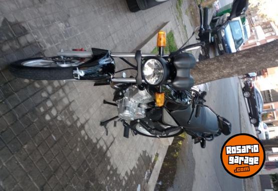 Motos - Keller STRATUS 2023 Nafta 7800Km - En Venta