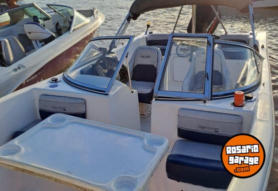 Embarcaciones - OFERTA !! lancha tracker 5.2m  naval center , motor 60 hp 2 tiempos 2013 . - En Venta